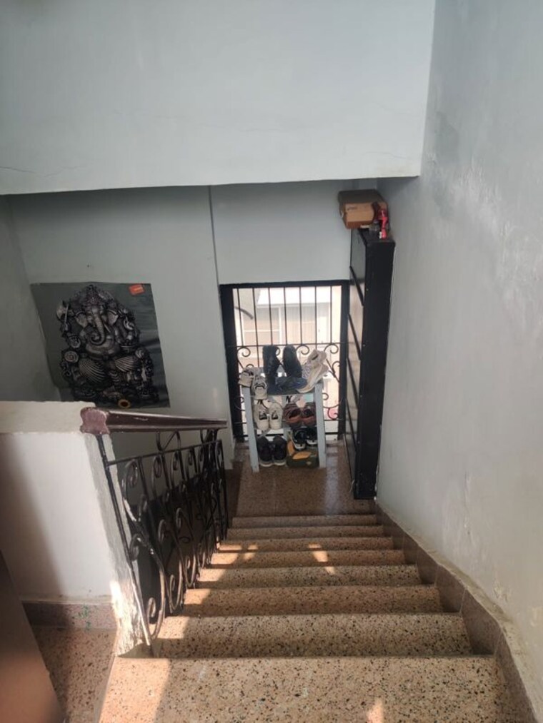 Room, chittaranjan park 3 Bedroom 160 Sq.Yd. Builder Floor In Chittaranjan Park Delhi 9292057