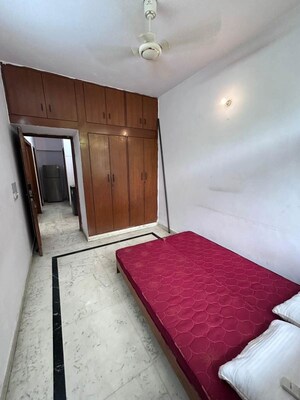 Room in 1 BHK Builder Floor at Kalkaji – for Rent