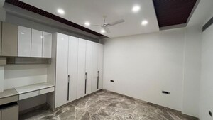 Room in 4 BHK Builder Floor at Sushant Lok I – for Sale