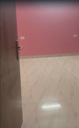 Furnished Amenities in 2 BHK Builder Floor at Indira Nagar – for Rent