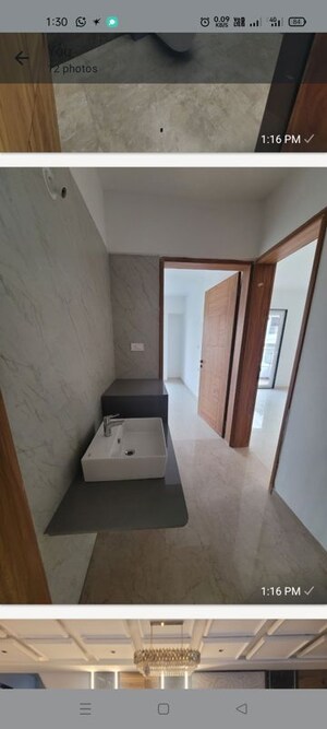 Room in 3 BHK Apartment at Northcape Venicia, Baner – for Rent