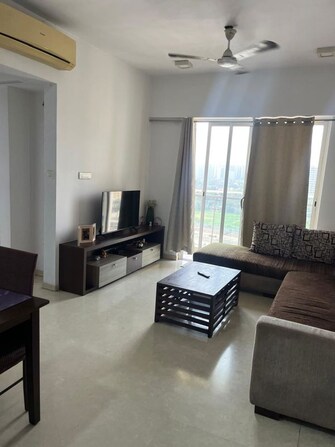 2 BHK + Extra Room 900 Sq.Ft. Apartment in Lodha Aurum