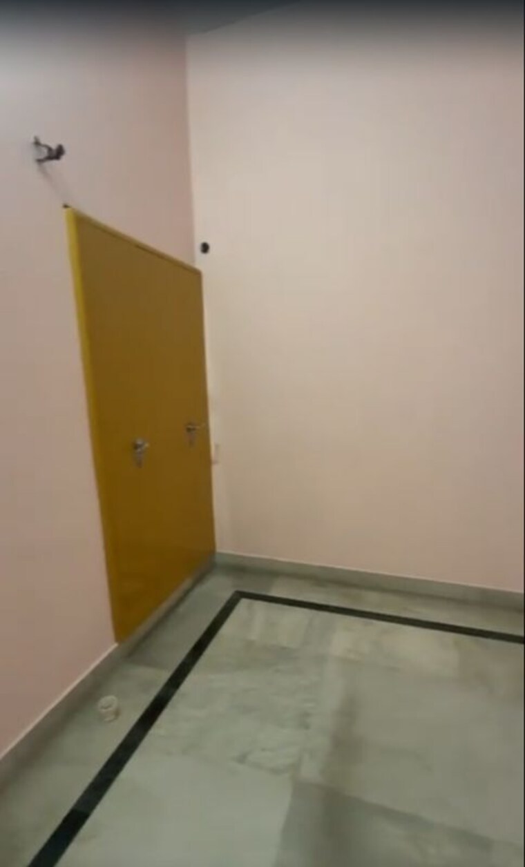 Room, indira nagar 2 Bedroom 1300 Sq.Ft. Builder Floor In Indira Nagar Lucknow 10348967