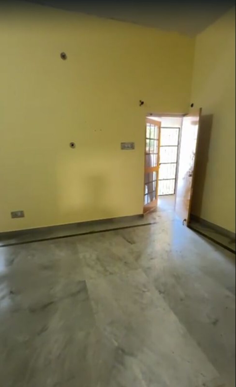 Room, indira nagar 2 Bedroom 1300 Sq.Ft. Builder Floor In Indira Nagar Lucknow 10348967