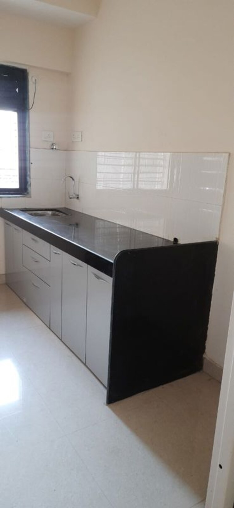 Kitchen, goregaon west 2 Bedroom 600 Sq.Ft. Apartment In Goregaon West Mumbai 10348989