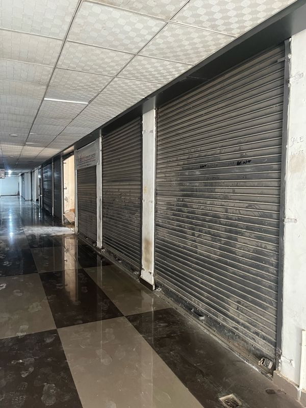 Retail Shop For Sale in Silver City Meerut