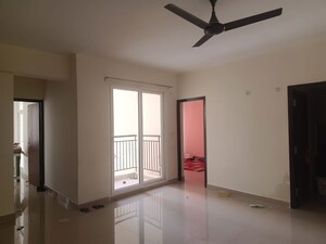 Room in 2 BHK Apartment at Sahu City, Sultanpur Road – for Rent