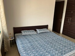 2 BHK + Extra Room Apartment For Sale in Lodha Aurum