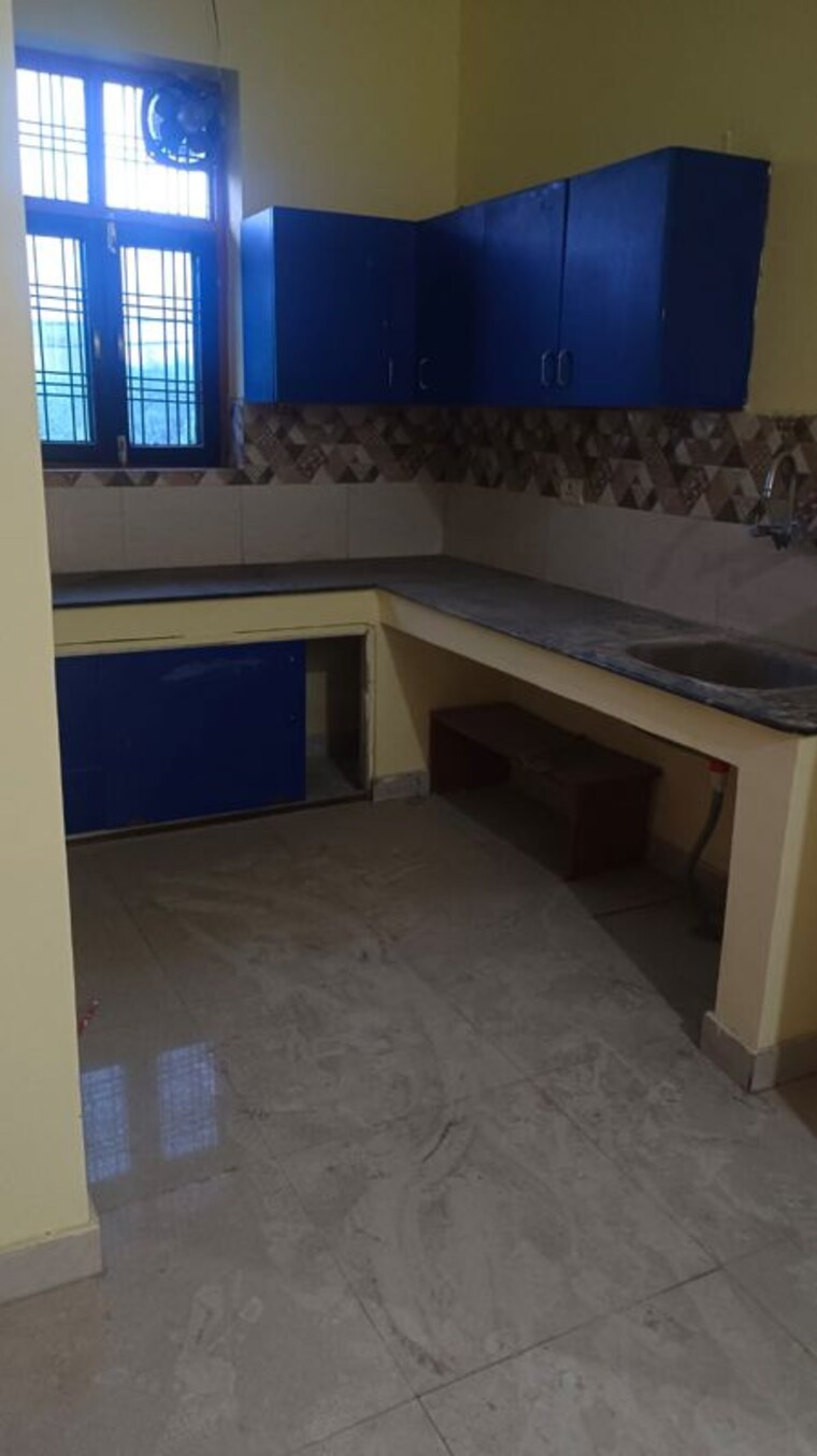 Kitchen, indira nagar 2 Bedroom 1000 Sq.Ft. Builder Floor In Indira Nagar Lucknow 10349019