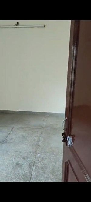2 BHK Builder Floor For Rent in Sector 38