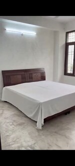 3 BHK 1500 Sq.Ft. Builder Floor in Sector 76