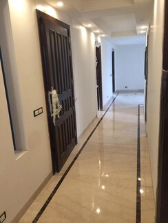 4 BHK + Servant Room,Study Room Builder Floor For Rent in South Extension II