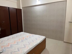 Room in 1 BHK Apartment at KT Harmony Apartment, Vasai West – for Rent