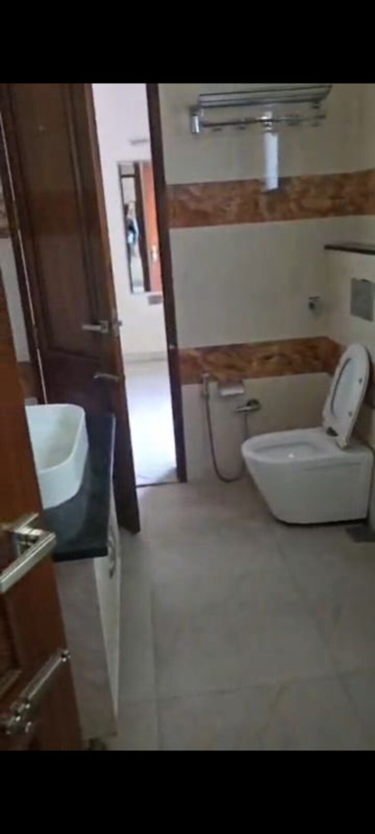 Bathroom, sector 37 3 Bedroom 1500 Sq.Ft. Builder Floor In Sector 37 Chandigarh 10349237