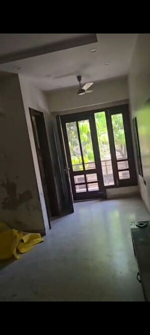 3 BHK Builder Floor For Rent in Sector 37