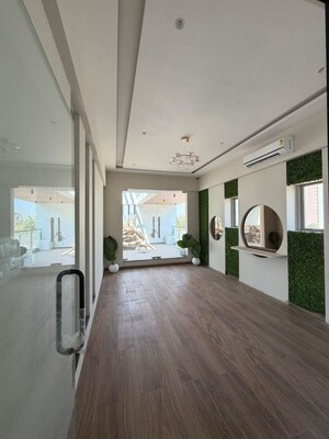 Room in 4 BHK Apartment at Kolte Patil Life Republic, Hinjewadi – for Rent