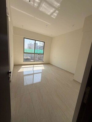 Room in 4 BHK Apartment at Kolte Patil Life Republic, Hinjewadi – for Rent
