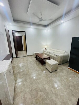 Living Room in 3 BHK Apartment at Malviya Nagar – for Rent