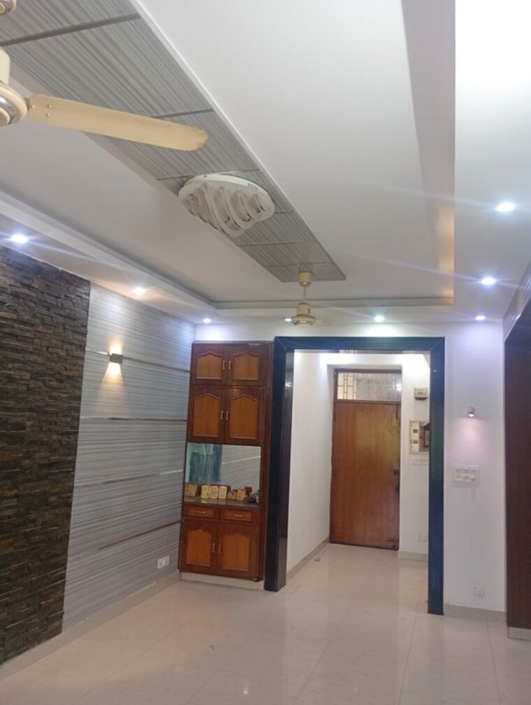Hall, sector 12 dwarka 3 Bedroom 1800 Sq.Ft. Apartment In Sector 12 Dwarka Delhi 10349273