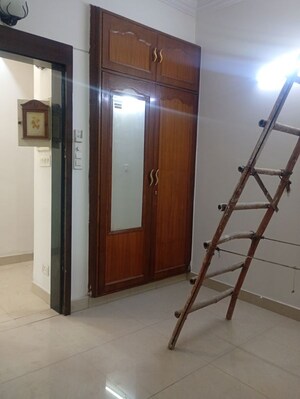 Master Bedroom in 3 BHK Apartment at Sector 12 Dwarka – for Rent