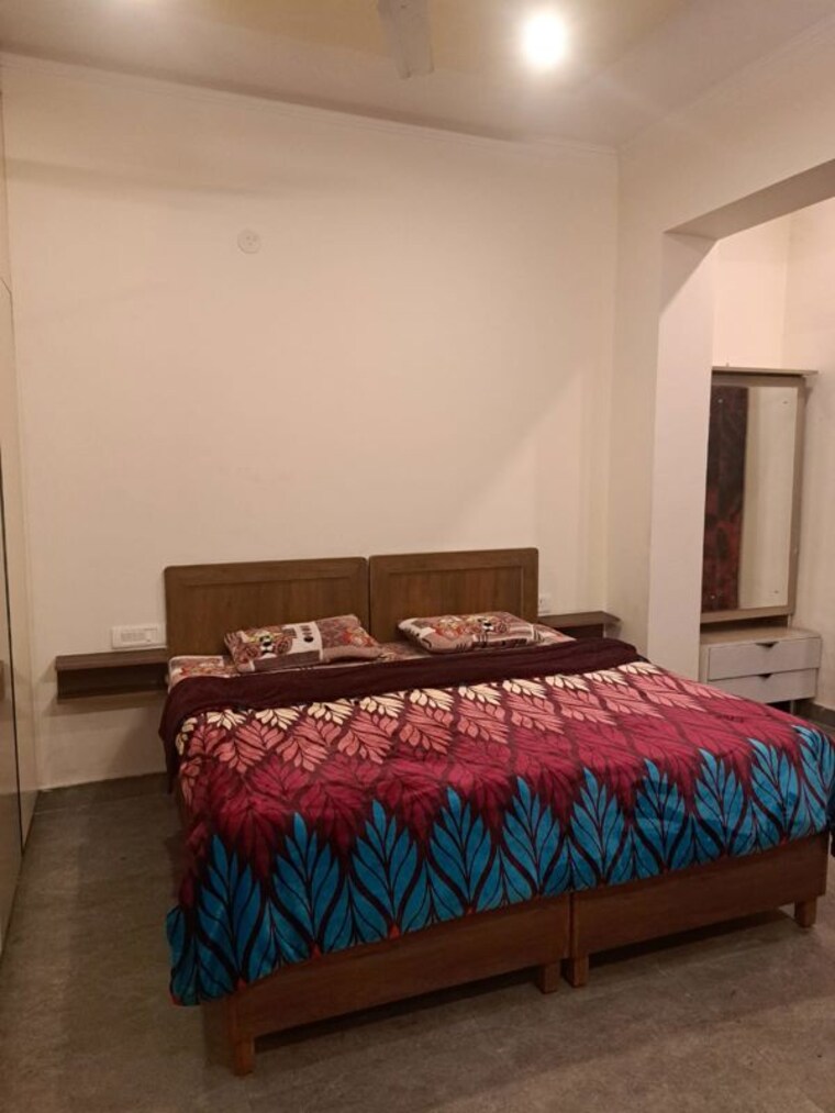 Bedroom, jakhan rajpur road 3 Bedroom 2000 Sq.Ft. Builder Floor In JakhaN Rajpur Road Dehradun 10349307