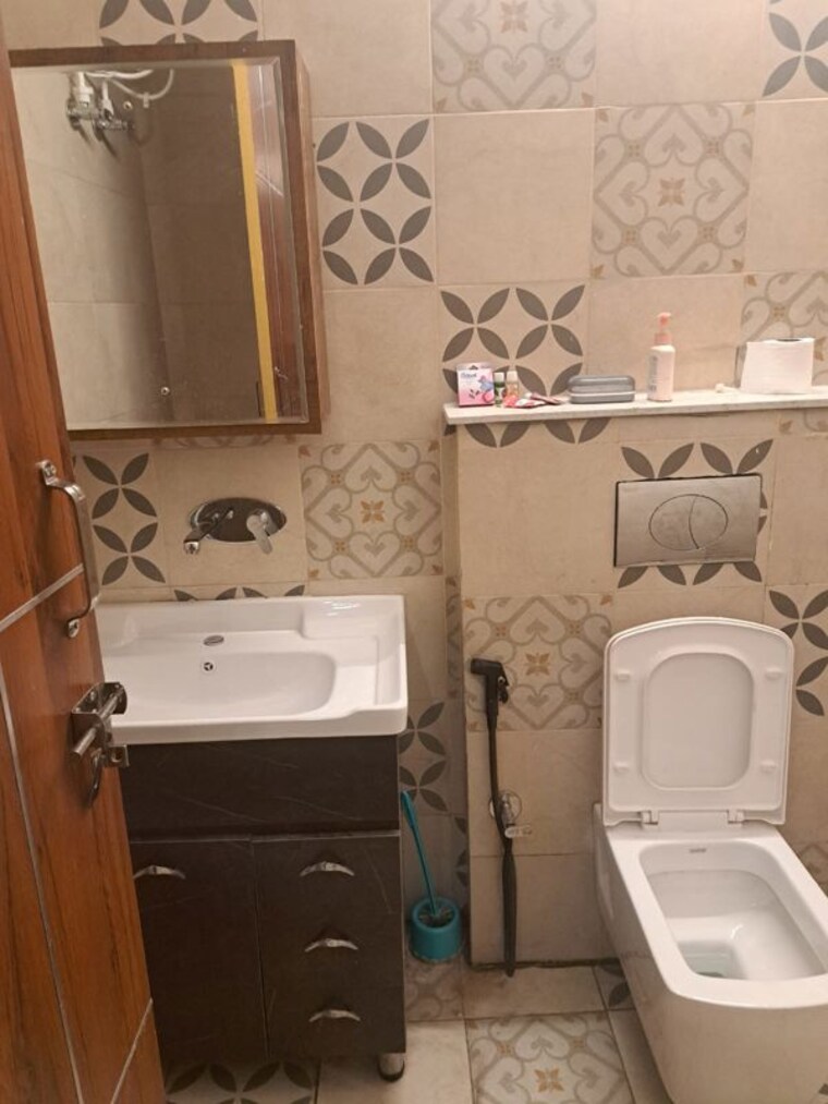 Team Area, jakhan rajpur road 3 Bedroom 2000 Sq.Ft. Builder Floor In JakhaN Rajpur Road Dehradun 10349307