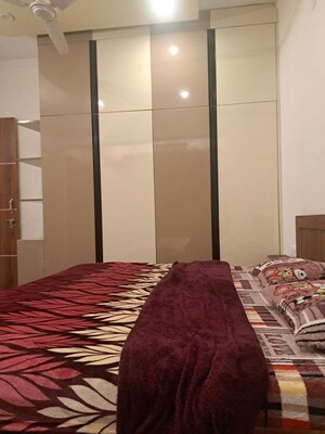 Bedroom in 3 BHK Builder Floor at JakhaN-Rajpur Road – for Rent