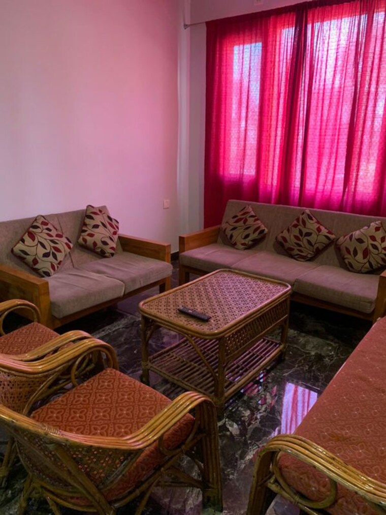 Living Room, jakhan rajpur road 3 Bedroom 2000 Sq.Ft. Builder Floor In JakhaN Rajpur Road Dehradun 10349307