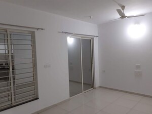 Room in 3 BHK Apartment at Godrej Green Vistas, Mahalunge – for Sale