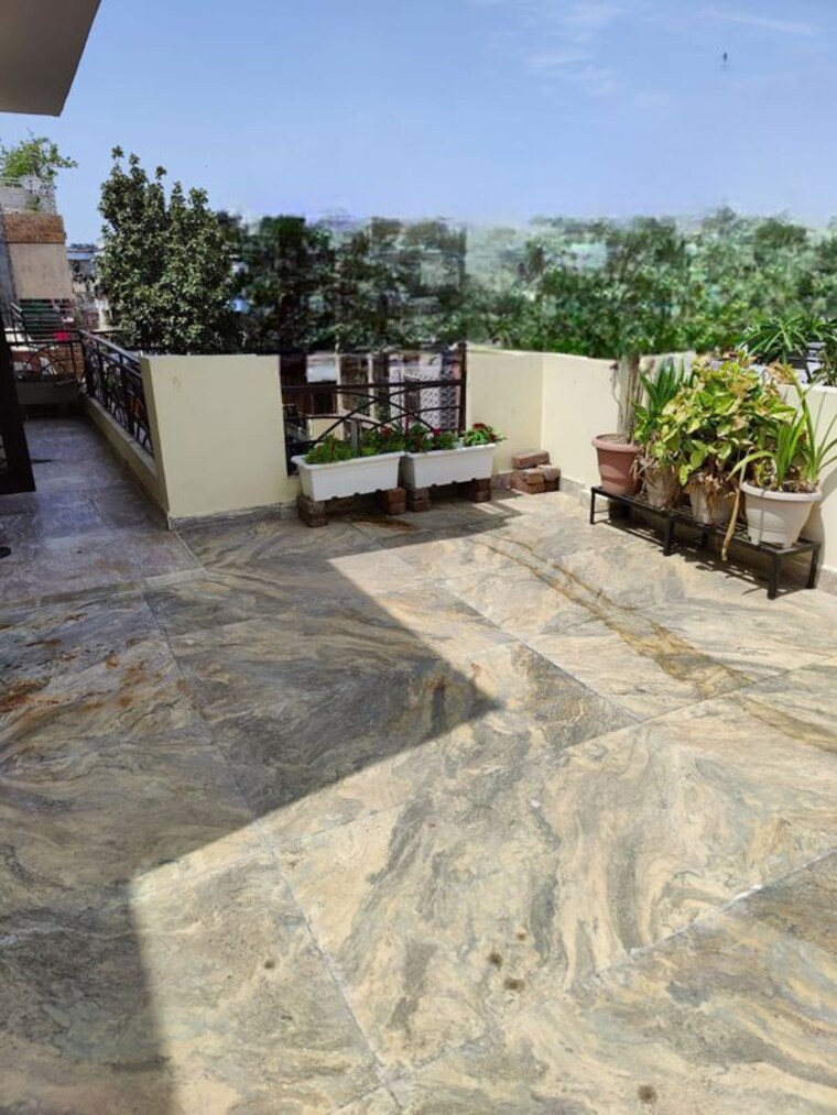 Exterior View, dilshad colony 3.5 Bedroom 1400 Sq.Ft. Apartment In Dilshad Colony Delhi 10349344
