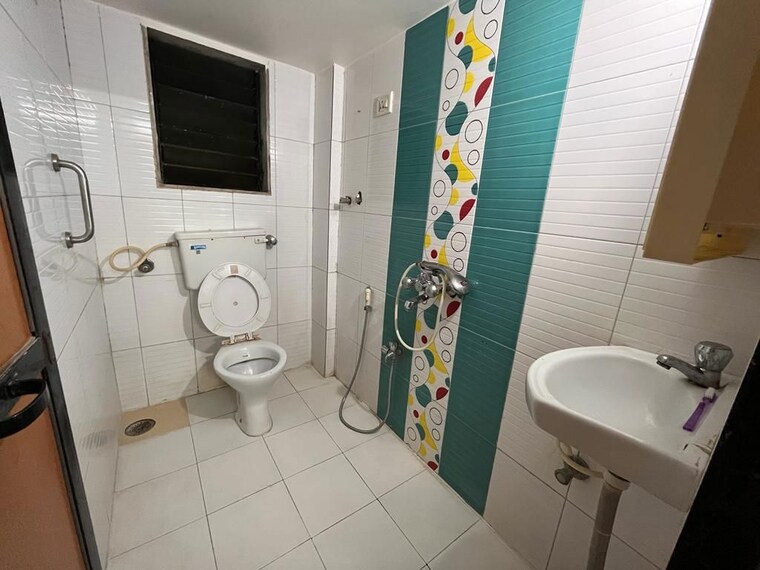 Bathroom, suncity-apartments 3 Bedroom 1150 Sq.Ft. Apartment In Vasai West Palghar 10349351
