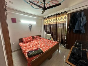 Bedroom in 2 BHK Builder Floor at Ardee City, Sector 52 – for Rent