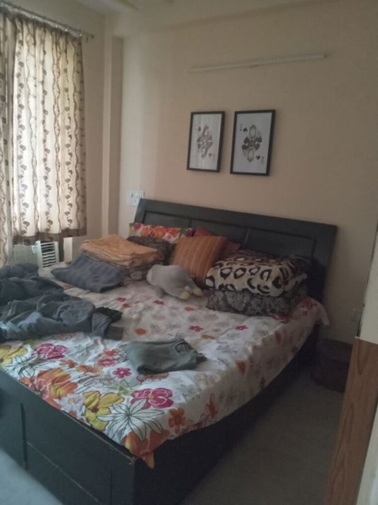 Bedroom, ardee-city 2 Bedroom 200 Sq.Yd. Builder Floor In Sector 52 Gurgaon 10349364