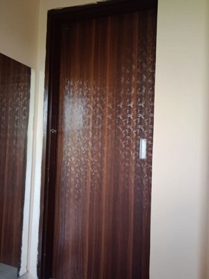 Building Lobby in 2 BHK Builder Floor at Ardee City, Sector 52 – for Rent