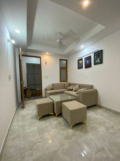 1 BHK Builder Floor For Rent in Saket