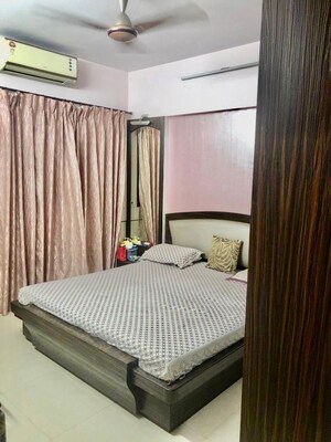 Bedroom in 3 BHK Apartment at Lotus Aurus, Andheri West – for Rent