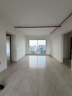 Room in 2 BHK Apartment at Tata Serein, Pokhran Road No Two – for Rent