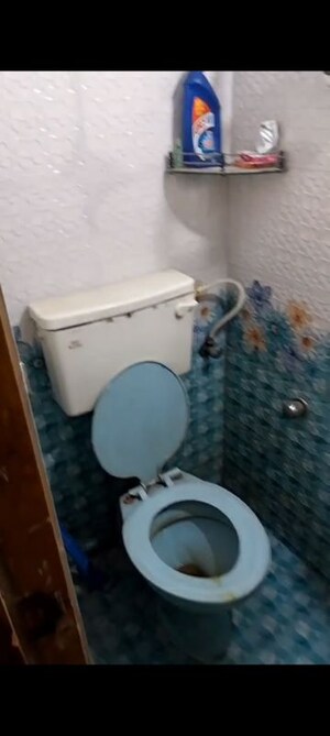 Bathroom in 1.5 BHK Apartment at Kurla – for Rent