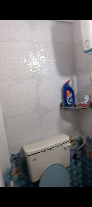 Furnished Amenities in 1.5 BHK Apartment at Kurla – for Rent