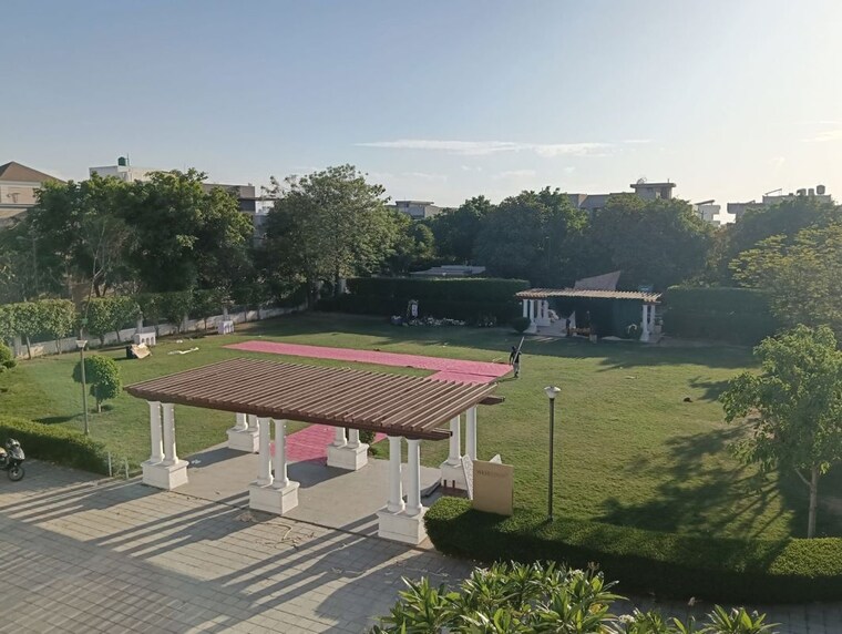 Exterior View, dlf-hyde-park 3.5 Bedroom 1890 Sq.Ft. Apartment In South Mullanpur Chandigarh 10349419
