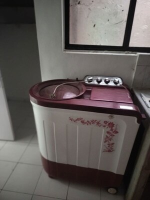 Team Area in 1 BHK Apartment at Clover Park – for Sale