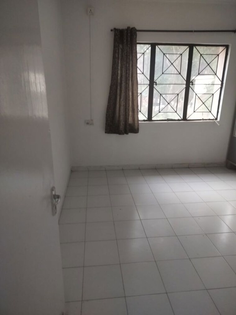 Room, clover park 1 Bedroom 850 Sq.Ft. Apartment In Clover Park Pune 10349431