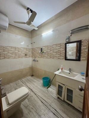Bathroom in 3.5 BHK Builder Floor at Sector 35 – for Rent