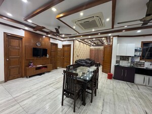 Living Room in 3.5 BHK Builder Floor at Sector 35 – for Rent