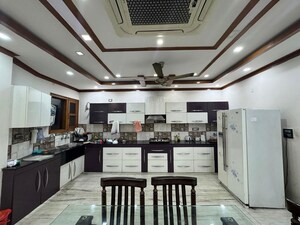 Kitchen in 3.5 BHK Builder Floor at Sector 35 – for Rent