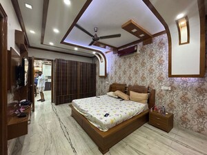 Bedroom in 3.5 BHK Builder Floor at Sector 35 – for Rent