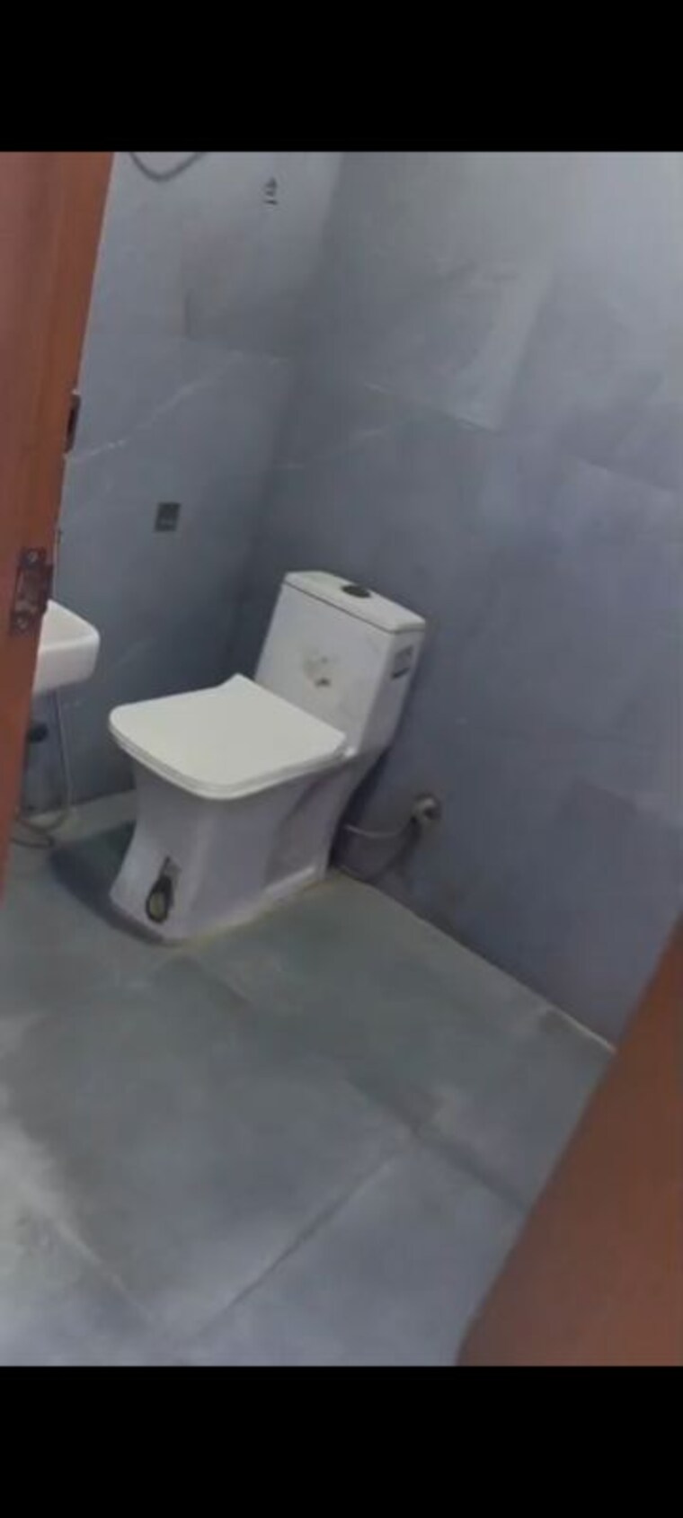 Bathroom, malviya nagar 4 Bedroom 120 Sq.Yd. Builder Floor In Malviya Nagar Delhi 10349484