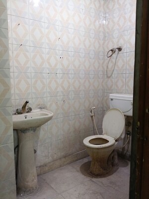 Bathroom in 1 BHK Builder Floor at Malviya Nagar – for Rent