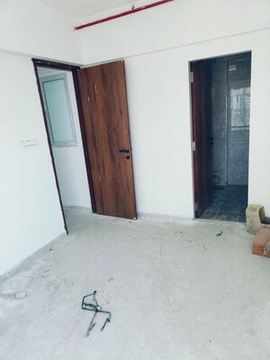 2 BHK Apartment – Entrance View at ISD Maple Heights, Agripada - for Sale