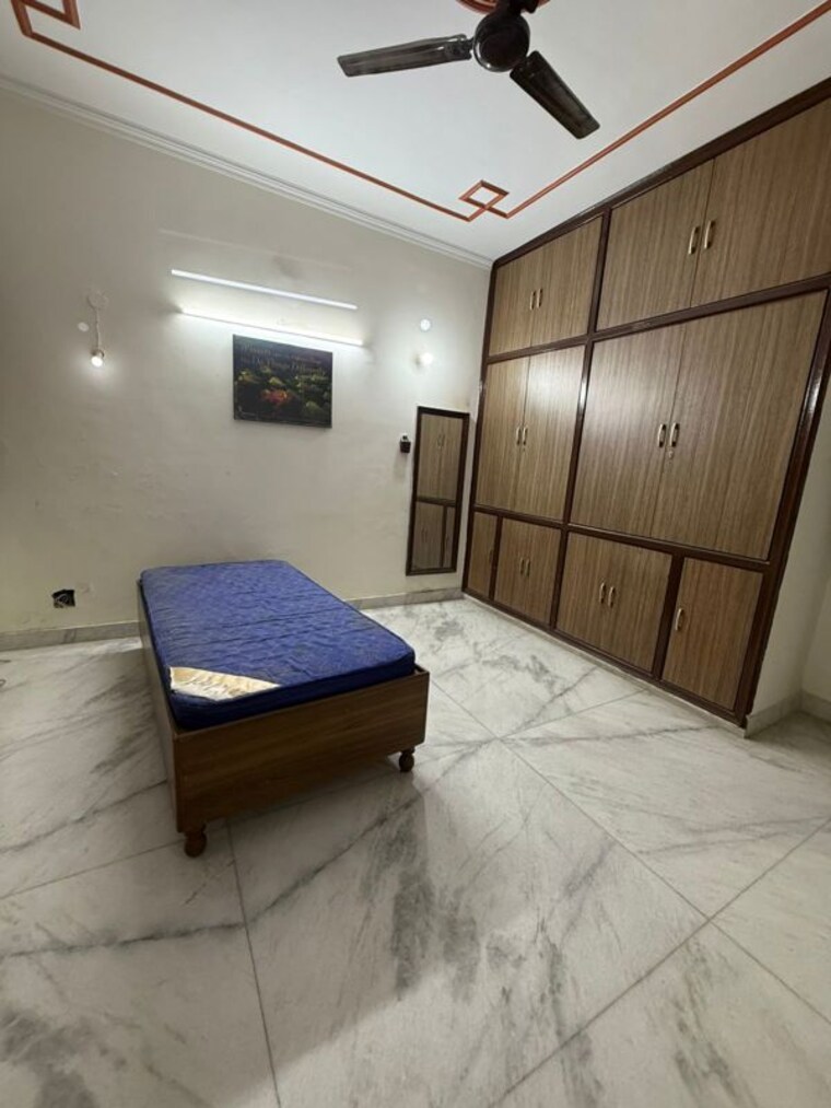 Bedroom, sector 23 3 Bedroom 2000 Sq.Ft. Independent House In Sector 23 Gurgaon 10349511
